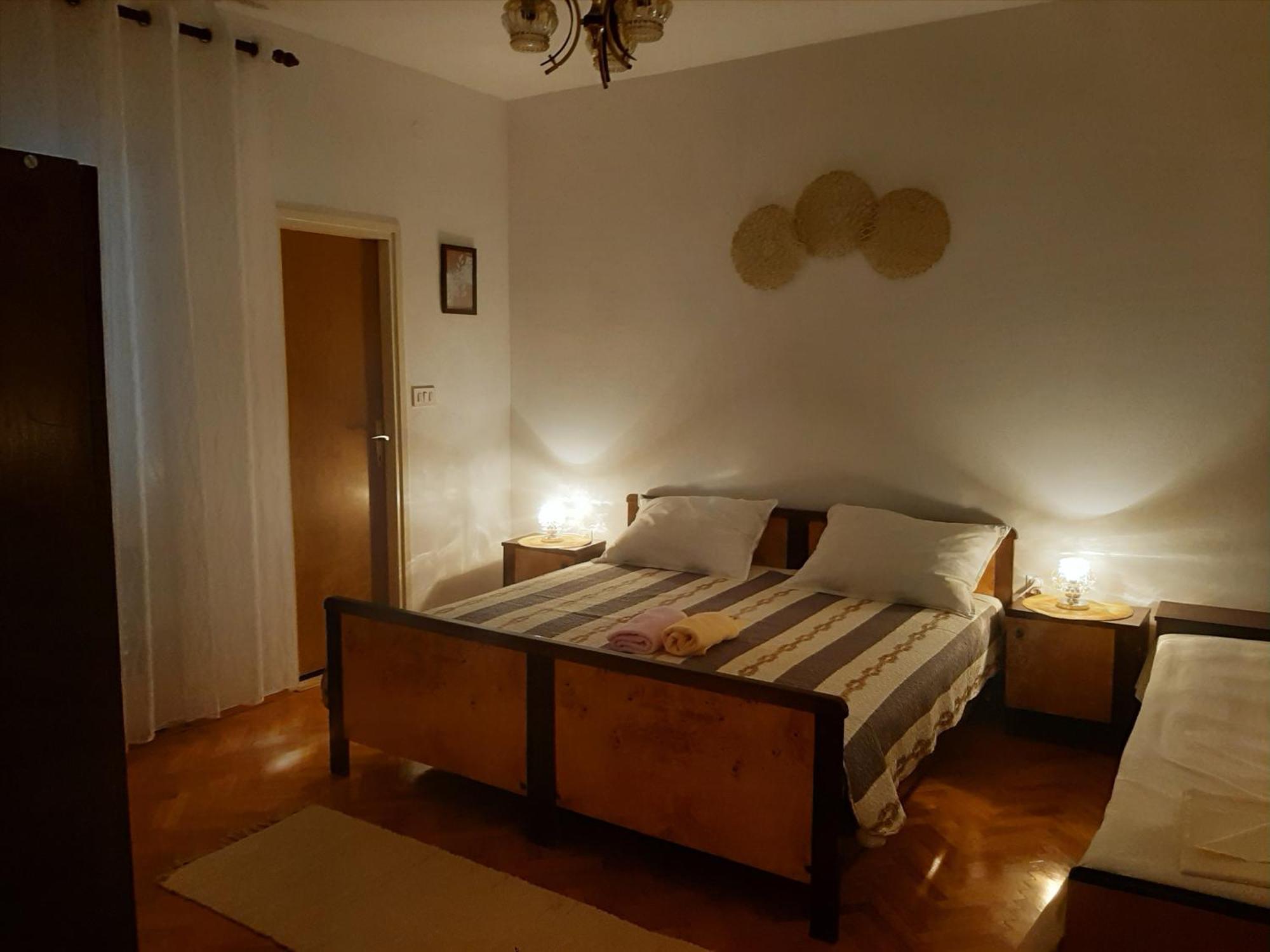 Apartments And Rooms Ljubica ルン エクステリア 写真